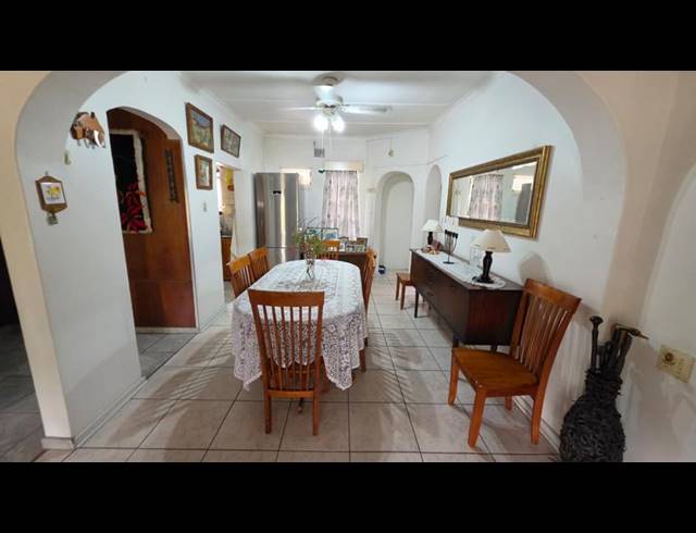 4 BEDROOM HOUSE FOR SALE IN MOUNT VERNON